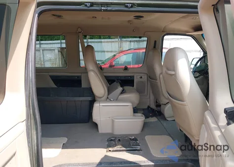 2002 Ford E-150 Xl/Xlt из США, поврежденный, VIN 1FMRE11L62HB47155